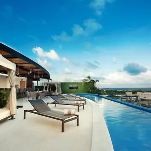 The Shore At 46th Luxury Aparthotel